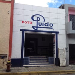 Foto Guido - Fachada del estudio
