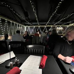 Cafe Izmir - Inside