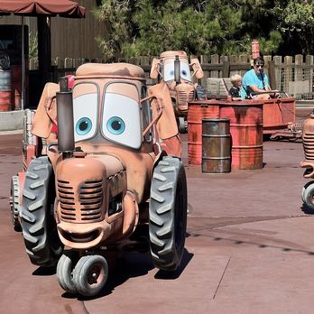 Mater's Junkyard Jamboree - Tractor - Amusement Parks Near Me - Anaheim, California