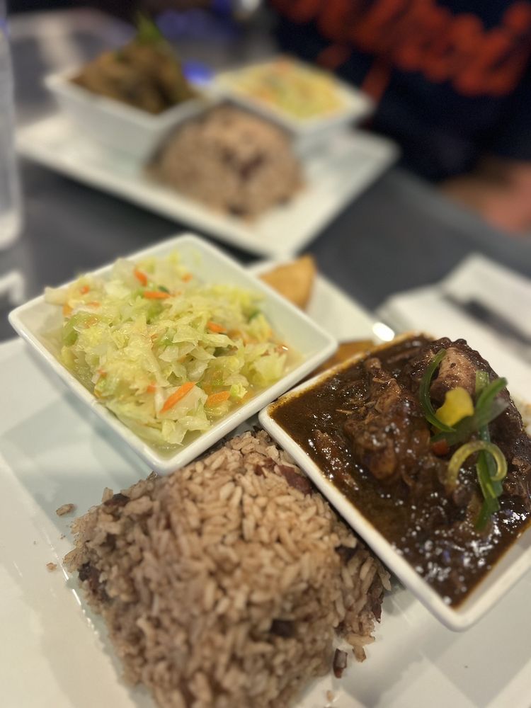 OCHO RIOS JERK SPOT Updated November 2024 341 Photos & 379 Reviews