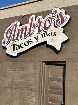 Ambro’s Tacos Y Más by null