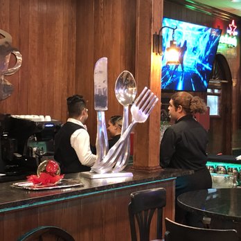 Esmeralda Restaurant - Staff preparing coffee and other drinks - Cuban Near Me - Lehigh Acres, Florida Esmeralda Restaurant - Staff preparing coffee and other drinks - Cuban Near Me - Lehigh Acres, Florida