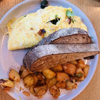 Hatch 44 Cafe - Cafes Near Me - Metuchen, New Jersey