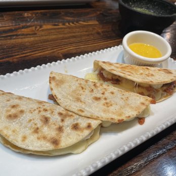 ConiSeafood - Tacos de marlin - Mexican Near Me - Inglewood, California ConiSeafood - Tacos de marlin - Mexican Near Me - Inglewood, California