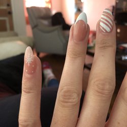 Unity Nails - Up close on the amazing snowlake design.