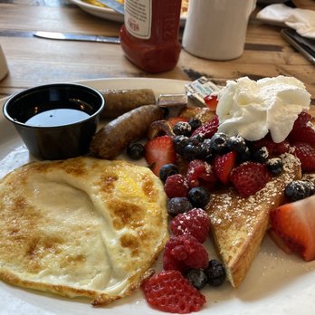 Z Cafe - French toast combo - Breakfast & Brunch Near Me - Bonsall, California
