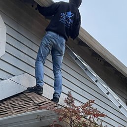 They made sure not to damage siding and roof. They made sure not to damage siding and roof.
