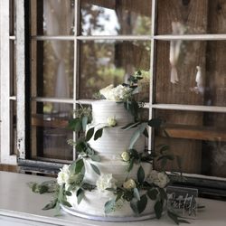 Creative Celebrations Custom Cakes