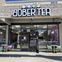 Bober Tea - Outside Seating