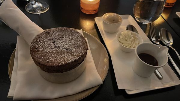 CUT by Wolfgang Puck - DC by null