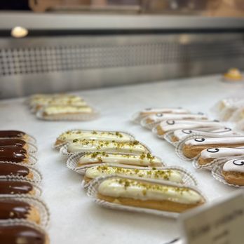 Le Panier - Bakeries Near Me - Seattle, Washington Le Panier - Bakeries Near Me - Seattle, Washington