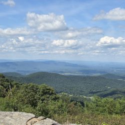 Blue Ridge Parkway - Beautiful views of the Blue Ridge Mountains