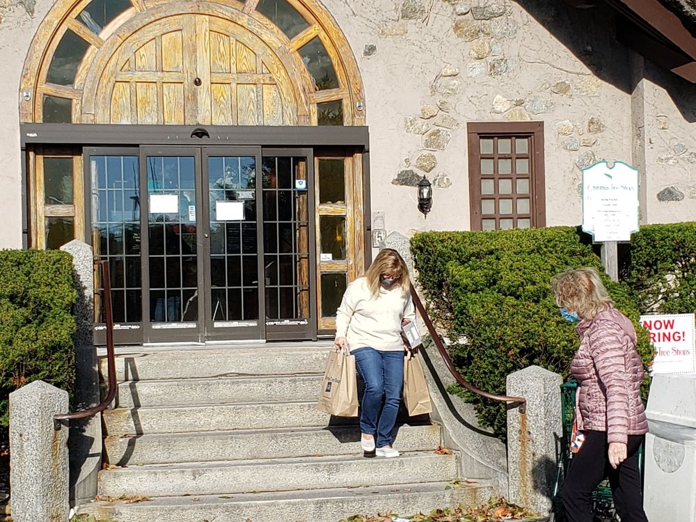 CHRISTMAS TREE SHOPS CLOSED 100 Photos & 25 Reviews RR 6 Box A