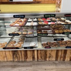 Niki’s Sugar Shack - Cont. Display of baked goods!