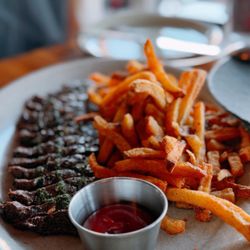 Taverna Veranda - SKIRT STEAK