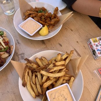 Roe Seafood Restaurant - Kennebec fries and calamari fries - Seafood Near Me - Long Beach, California
