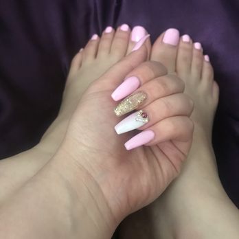 Custom Nails and Spa - Nail Salons Near Me - Waldorf, Maryland