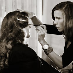 Salon GW - Andi doing photo makeup