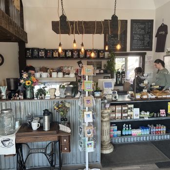 Bella Vita Cafe - Coffee & Tea Near Me - Baraboo, Wisconsin