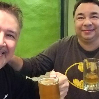 Robleoro Brewing Company - Brother inlaw and I - Gastropubs Near Me - Ciudad Madero, TAM