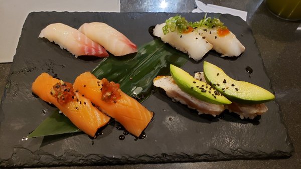 Momo Sushi by null