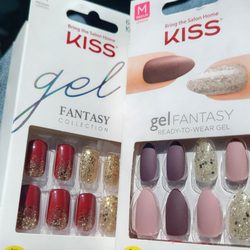 Walgreens - D' Kiss nails to play with cuz all moi friends say they r cool Weds April 21, 2021