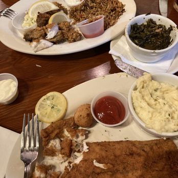 Snug Harbor Jazz Bistro - Red fish - Jazz & Blues Near Me - New Orleans, Louisiana