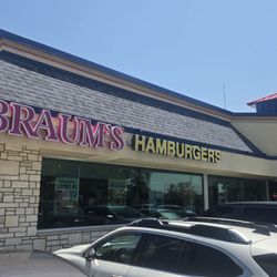 Braum's Ice Cream & Dairy Store