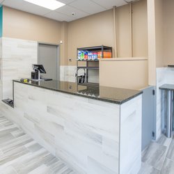 Blue Leaf Laundry - Helpful Staff and Laundry Products Available
