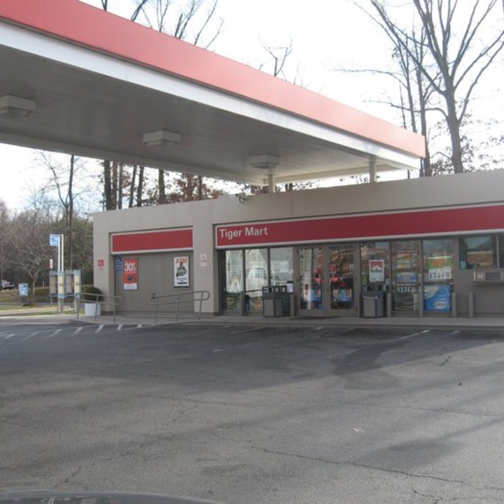 Gateway Exxon - Gas Stations Near Me - Sterling, Virginia