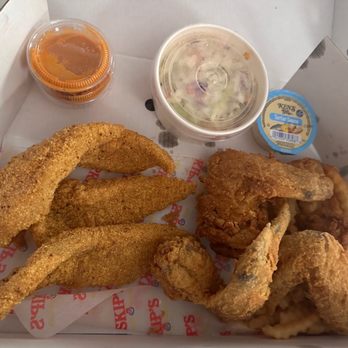 Skips Fish & Chicken - Pick 2 Combo Basket - catfish and wings - Chicken Wings Near Me - Sacramento, California