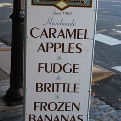 Rocky Mountain Chocolate Factory - Outside