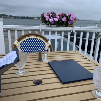 15 Point Rd - a view of the ocean from a restaurant table - Seafood Near Me - Portsmouth, Rhode Island