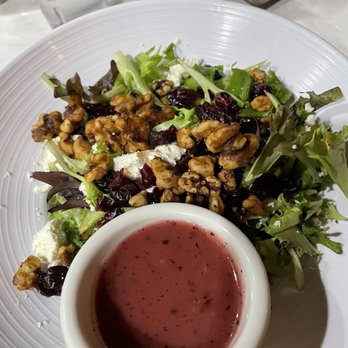 State 48 Tavern - Cranberry walnut salad - Sports Bars Near Me - Page, Arizona State 48 Tavern - Cranberry walnut salad - Sports Bars Near Me - Page, Arizona