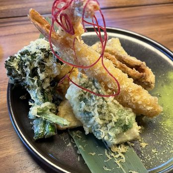 Oiza - KYOTO STYLE TEMPURA - Sushi Bars Near Me - Fresno, California
