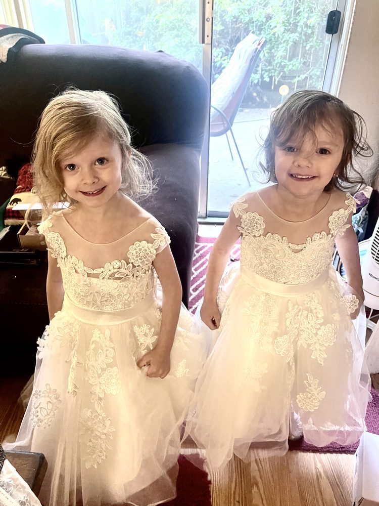 DOREEN’S SEWING AND CRAFTS Updated August 2024 42 Photos 3303 W