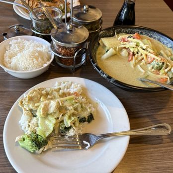 Thai Elephant Morro Bay - Jungle curry. Delicious! Pad Thai was also very good. - Thai Near Me - Morro Bay, California Thai Elephant Morro Bay - Jungle curry. Delicious! Pad Thai was also very good. - Thai Near Me - Morro Bay, California