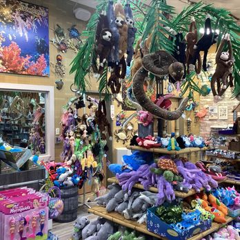 Island Style - Home Decor Near Me - Navarre, Florida Island Style - Home Decor Near Me - Navarre, Florida