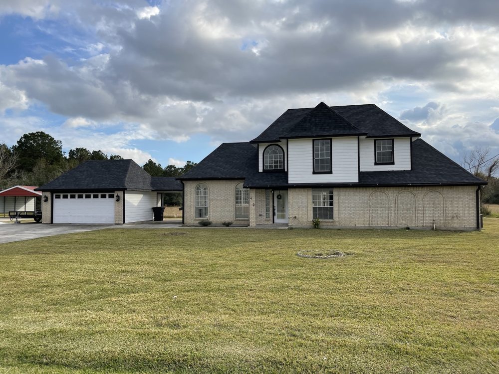 Slide of Best roofing and construction