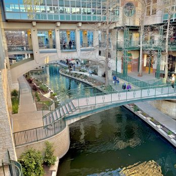Yard House - Yard House Over the River Walk! - New American Near Me - San Antonio, Texas