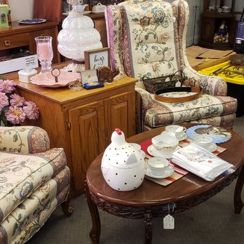 Diana's - Antiques Near Me - Santa Maria, California Diana's - Antiques Near Me - Santa Maria, California