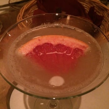 Le Diplomate - Grapefruit cocktail, again, even with the grapefruit in it, the glass still isn't full - Brasseries Near Me - Washington, DC, District of Columbia