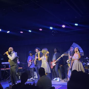 Middle C Jazz - Talented group - Jazz & Blues Near Me - Charlotte, North Carolina Middle C Jazz - Talented group - Jazz & Blues Near Me - Charlotte, North Carolina