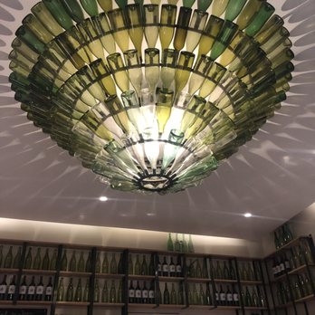 Chez Acchiardo - Wine bottle chandelier - Nicoise Near Me - Nice, 06