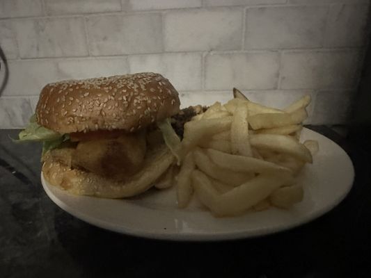 Uncle Harry's Deli Restaurant by null