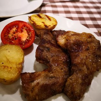 Taverna El Glop - Secreto iberico pork - Spanish Near Me - Barcelona, B Taverna El Glop - Secreto iberico pork - Spanish Near Me - Barcelona, B