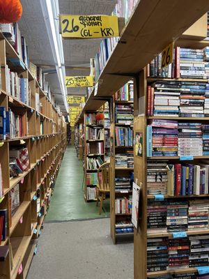 Chamblin Bookmine by null