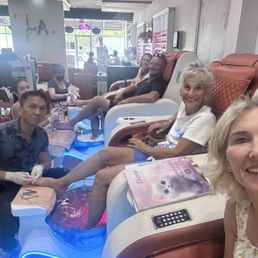 4 of us getting Pedicures 4 of us getting Pedicures