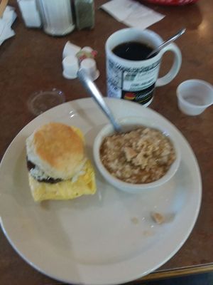 Wanda's Restaurant by null