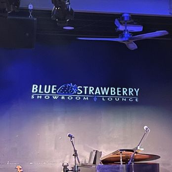 BLUE STRAWBERRY - Updated February 2026 - 77 Photos & 64 Reviews - 364 ...